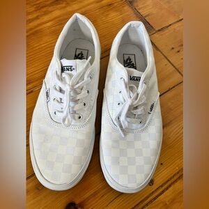 Vans white checkerboard lace up sneakers woman’s size 11